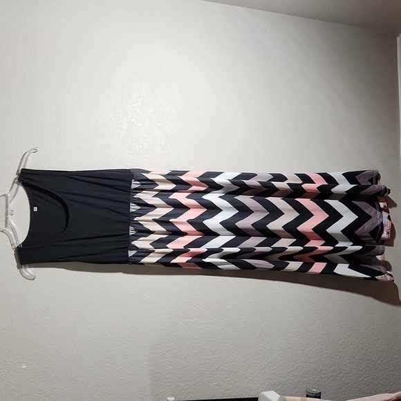 Maxi Dress Womens Size XL Zigzag print sleeveless black tank top Aztec - Picture 1 of 9